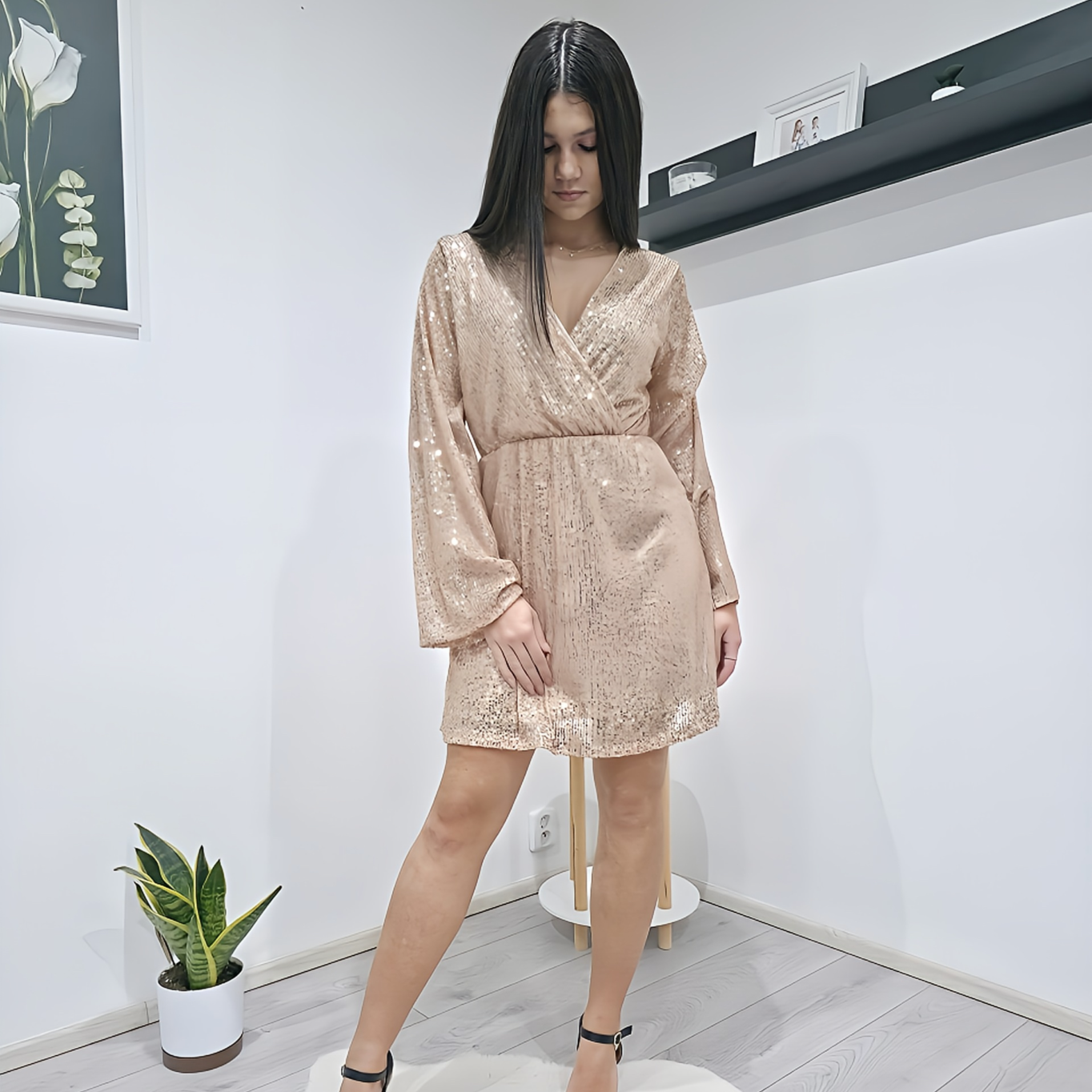 Večerní šaty s flitry ISA béžové5